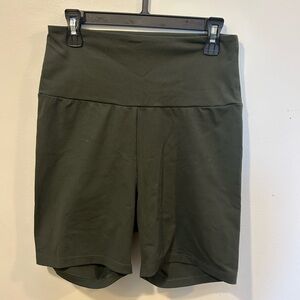 Women's Dark Green High-Rise Athletic Shorts M